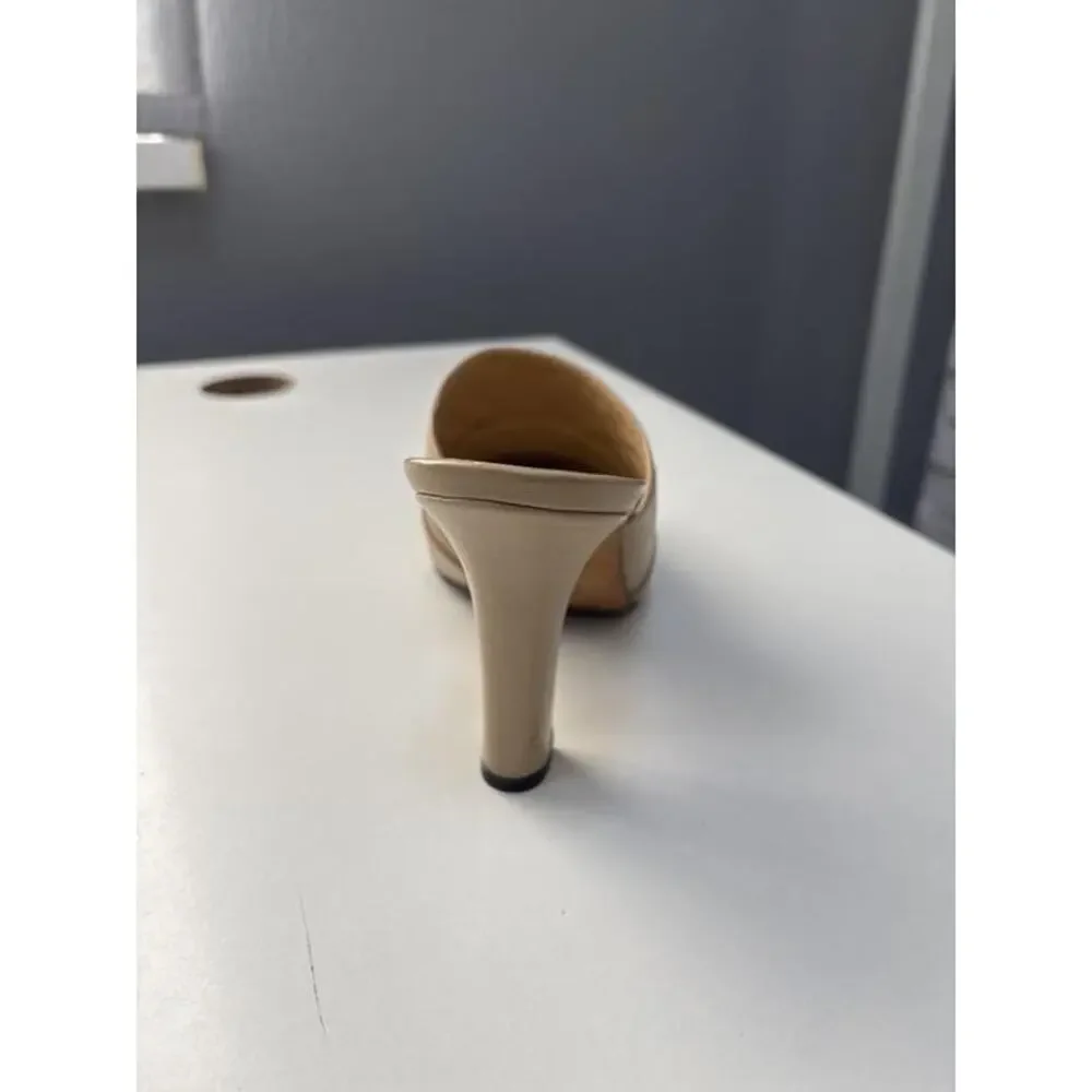 Chanel Beige & Black Leather Mules Size 40